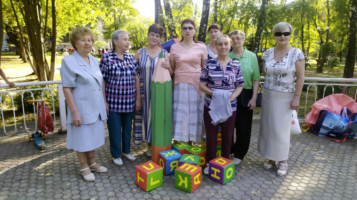 И вновь танцуем
