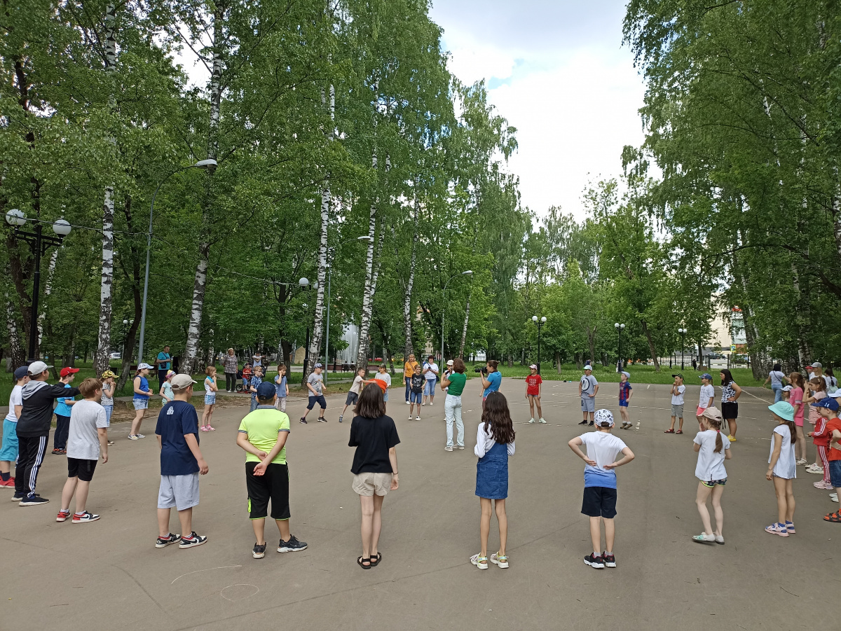 Мы сильные и смелые, ловкие, умелые!