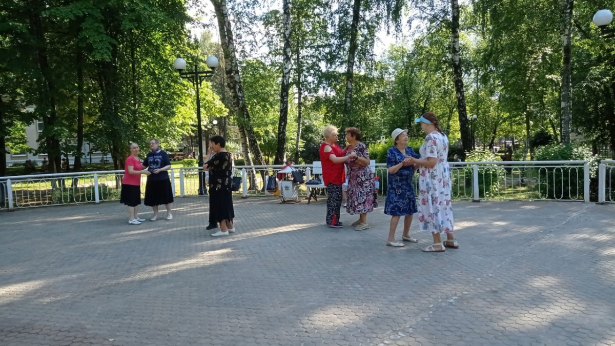 Танцуем без остановки!