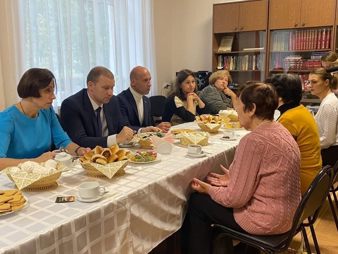 С юбилеем!